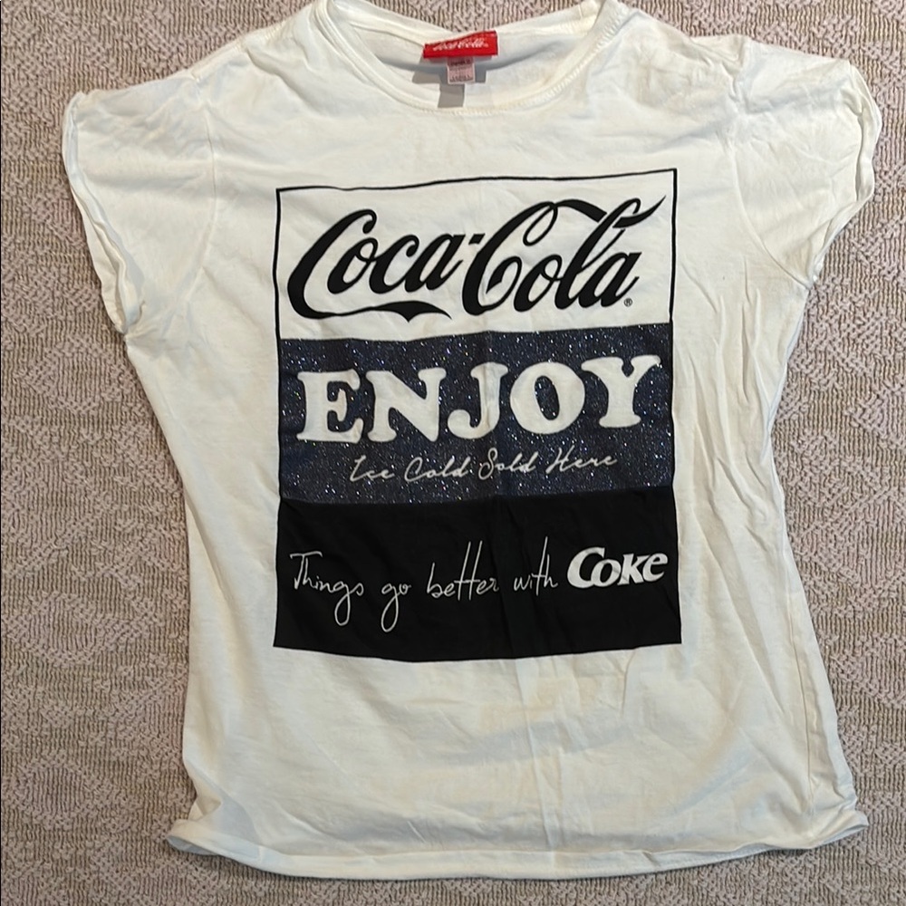 Coca-Cola Enjoy Graphic Tee
